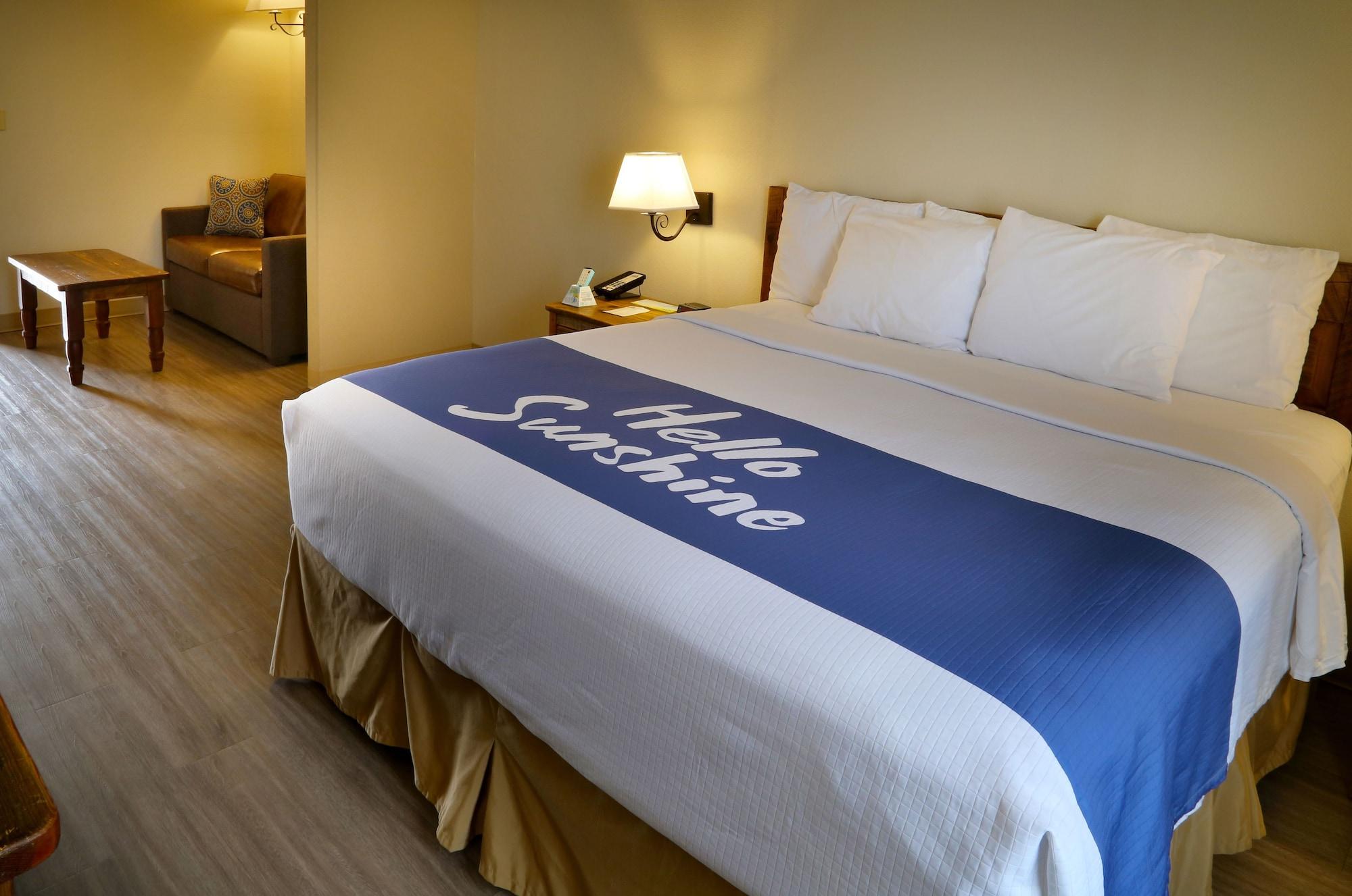 Days Inn & Suites By Wyndham Llano Extérieur photo